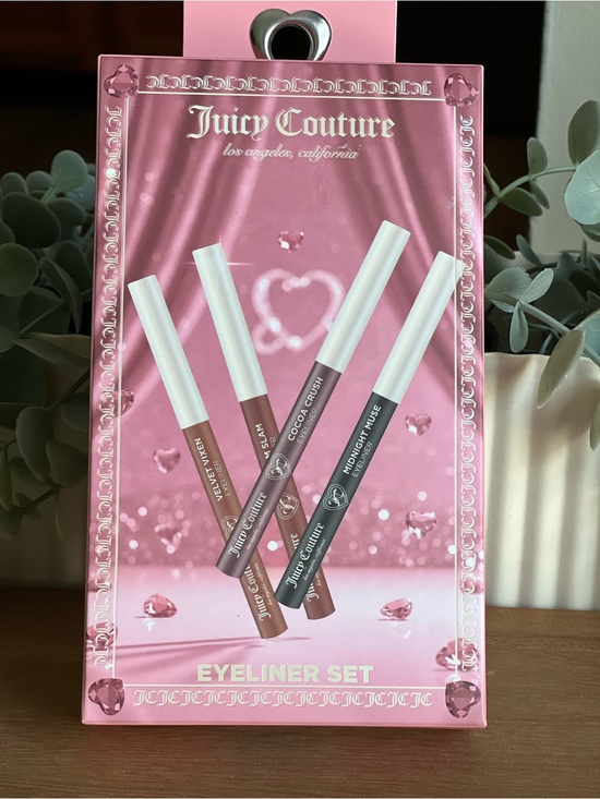 Juicy Couture Other - Juicy Couture Women Makeup Eyeliner Set 🦩